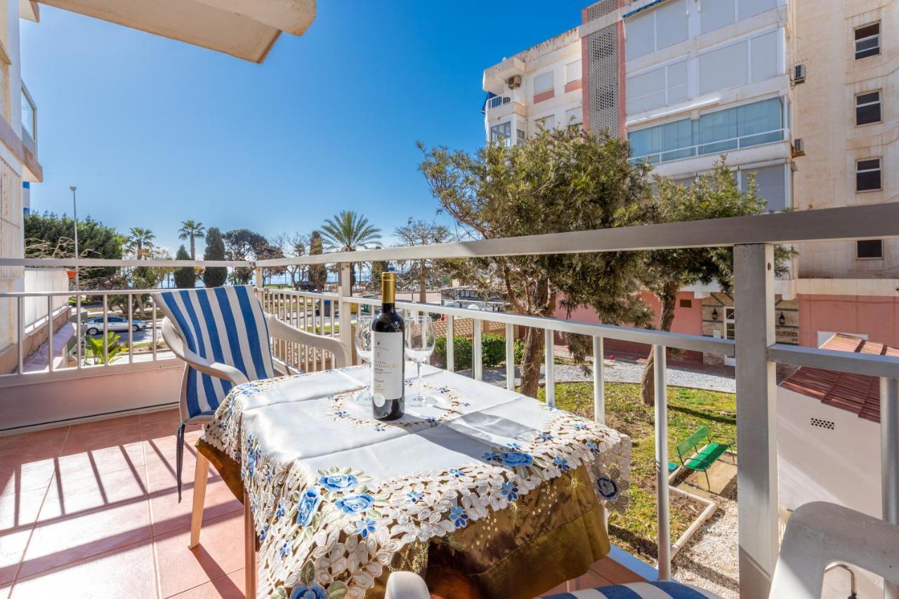 Seafront Apartment Torre Del Mar Extérieur photo